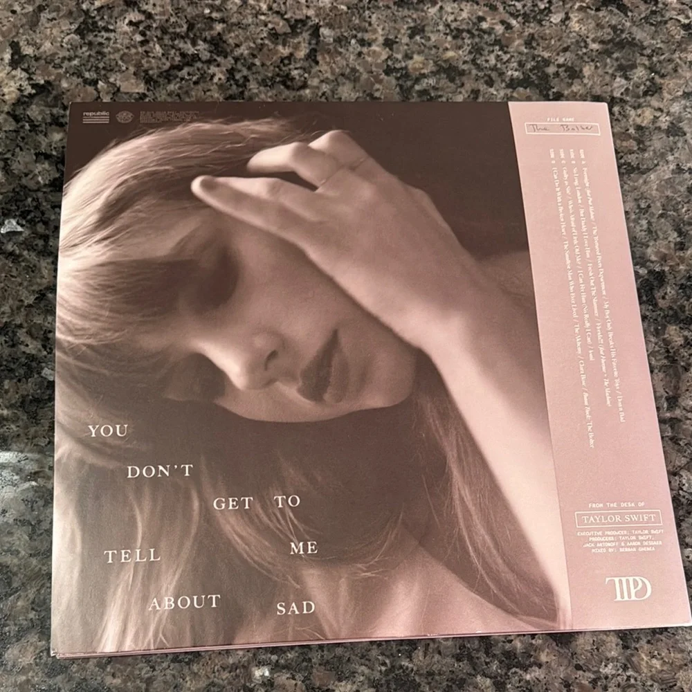 Taylor Swift Album Cover with Pink and Gray Tones - Picture 2 of 4